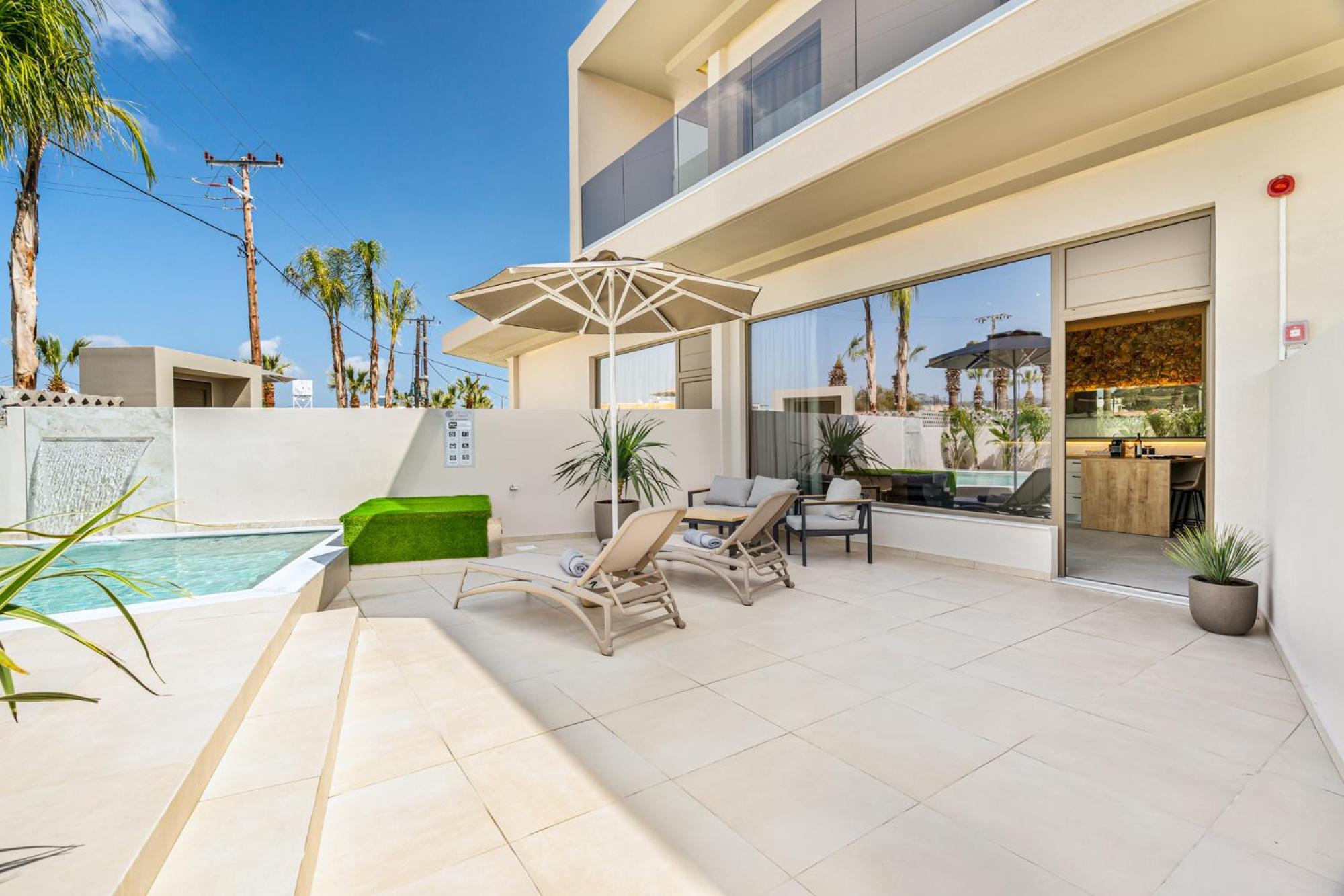 Pathos Seaside Suites ファリラキ 部屋 写真